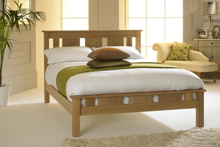 Giường gỗ sồi Mỹ đơn giản