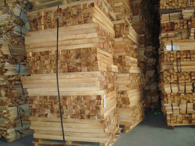 Giá gỗ keo xẻ