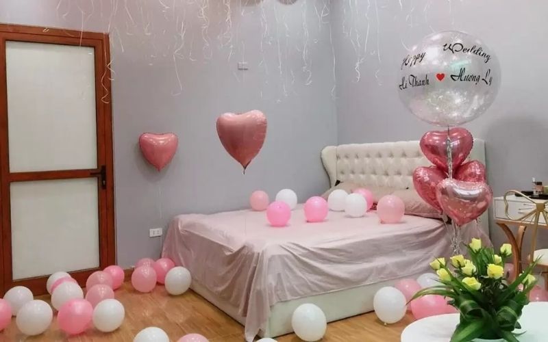 trang trí phòng cưới dựa vào diện tích