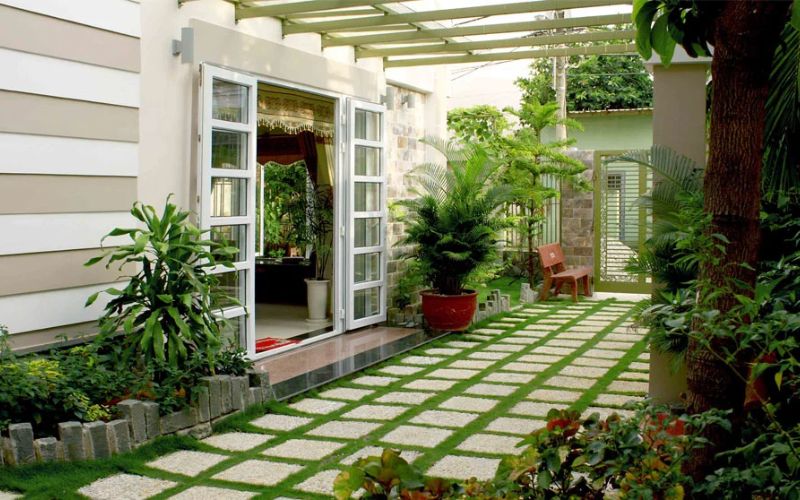 Sử dụng cây xanh và vật phẩm phong thủy