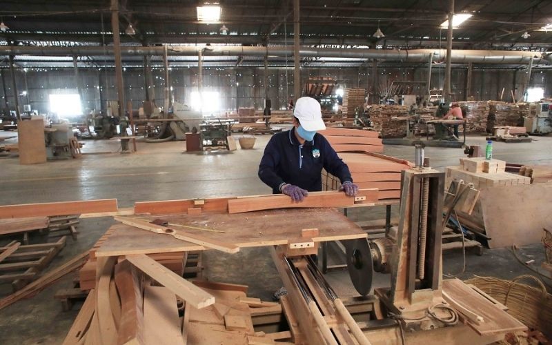 thành phần và quy trình sản xuất gỗ công nghiệp